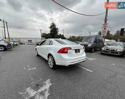 Вольво С60, объемом двигателя 2 л и пробегом 105 тыс. км за 2700 $, фото 1 на Automoto.ua