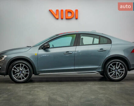 Вольво С60, объемом двигателя 2 л и пробегом 132 тыс. км за 18224 $, фото 2 на Automoto.ua