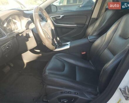 Вольво С60, объемом двигателя 1.97 л и пробегом 160 тыс. км за 3100 $, фото 6 на Automoto.ua