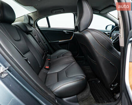 Вольво С60, объемом двигателя 2 л и пробегом 132 тыс. км за 18224 $, фото 18 на Automoto.ua