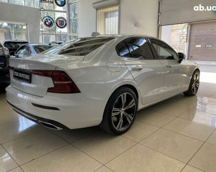 Вольво С60, объемом двигателя 0 л и пробегом 44 тыс. км за 26999 $, фото 12 на Automoto.ua