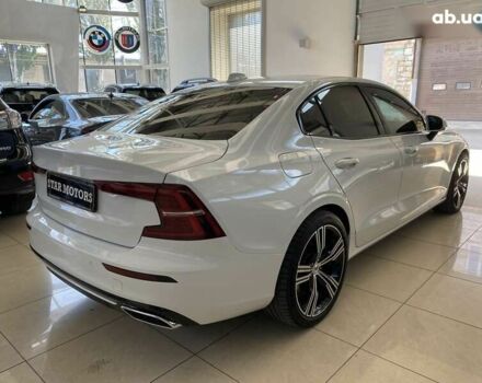 Вольво С60, объемом двигателя 0 л и пробегом 44 тыс. км за 26999 $, фото 11 на Automoto.ua