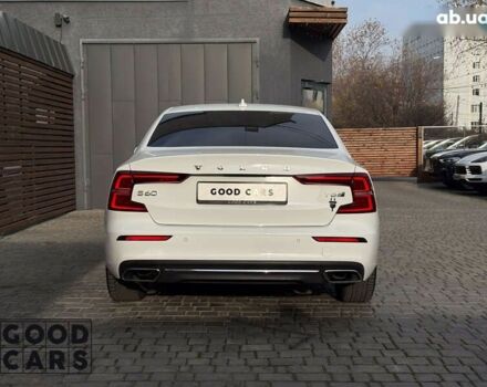 Вольво С60, об'ємом двигуна 0 л та пробігом 98 тис. км за 28000 $, фото 4 на Automoto.ua