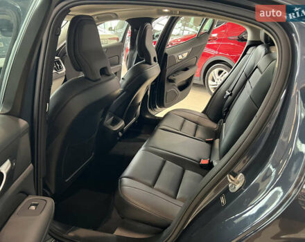 Вольво С60, объемом двигателя 2 л и пробегом 24 тыс. км за 28800 $, фото 13 на Automoto.ua