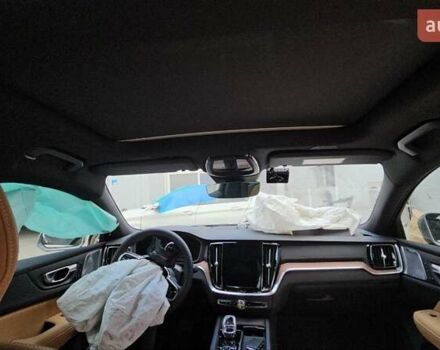 Вольво С60, объемом двигателя 1.97 л и пробегом 8 тыс. км за 16800 $, фото 12 на Automoto.ua