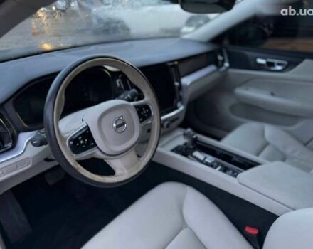 Вольво С60, объемом двигателя 2 л и пробегом 51 тыс. км за 13800 $, фото 3 на Automoto.ua