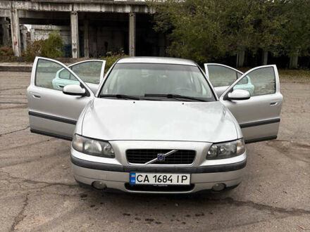Вольво С60 2002 у Лубнах на Automoto.ua Вольво С60, об'ємом двигуна 2.4 л та пробігом 373 тис. км за 4700 $, фото 1 на Automoto.ua