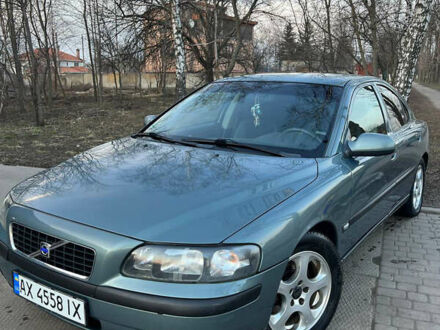 Вольво С60, объемом двигателя 2.4 л и пробегом 314 тыс. км за 4999 $, фото 1 на Automoto.ua