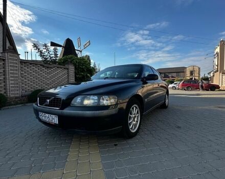 Вольво С60, объемом двигателя 2.4 л и пробегом 350 тыс. км за 2950 $, фото 1 на Automoto.ua