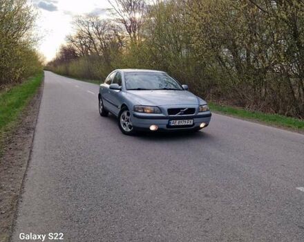Вольво С60, объемом двигателя 2.4 л и пробегом 330 тыс. км за 4800 $, фото 1 на Automoto.ua