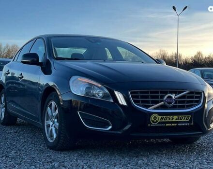 Вольво С60, об'ємом двигуна 2 л та пробігом 198 тис. км за 9600 $, фото 1 на Automoto.ua