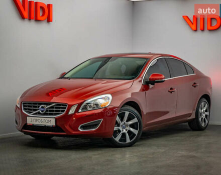Вольво С60, об'ємом двигуна 2.5 л та пробігом 202 тис. км за 8432 $, фото 1 на Automoto.ua