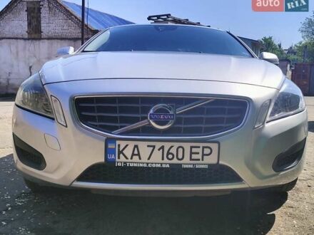 Вольво С60 2011 в Кривом Роге на Automoto.ua Вольво С60, объемом двигателя 2.4 л и пробегом 269 тыс. км за 10300 $, фото 1 на Automoto.ua