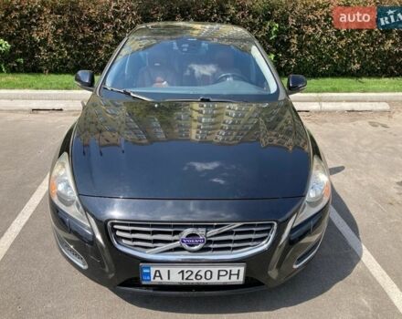 Вольво С60, объемом двигателя 2.5 л и пробегом 208 тыс. км за 7500 $, фото 1 на Automoto.ua