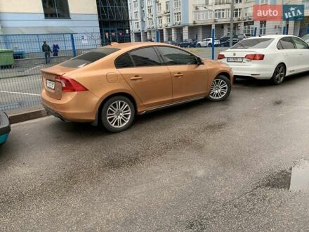 Вольво С60 2012 в Киеве на Automoto.ua Вольво С60, объемом двигателя 1.6 л и пробегом 189 тыс. км за 10900 $, фото 1 на Automoto.ua