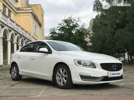 Вольво С60, объемом двигателя 1.6 л и пробегом 291 тыс. км за 12590 $, фото 1 на Automoto.ua