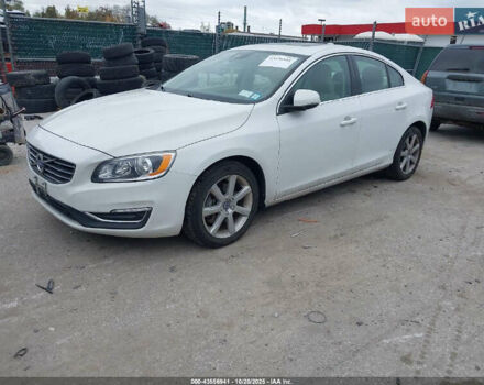 Вольво С60, об'ємом двигуна 2.5 л та пробігом 189 тис. км за 1500 $, фото 1 на Automoto.ua