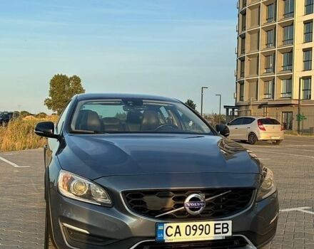 Вольво С60, объемом двигателя 2.4 л и пробегом 170 тыс. км за 20000 $, фото 1 на Automoto.ua