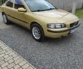 Жовтий Вольво С60, об'ємом двигуна 2.4 л та пробігом 326 тис. км за 4300 $, фото 1 на Automoto.ua