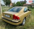 Желтый Вольво С60, объемом двигателя 2.44 л и пробегом 220 тыс. км за 6000 $, фото 3 на Automoto.ua