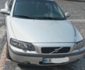 Серый Вольво С60, объемом двигателя 2.4 л и пробегом 400 тыс. км за 3700 $, фото 4 на Automoto.ua