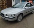 Вольво С60 2001 в Славуте на Automoto.ua Серый Вольво С60, объемом двигателя 2.32 л и пробегом 230 тыс. км за 3380 $, фото 4 на Automoto.ua