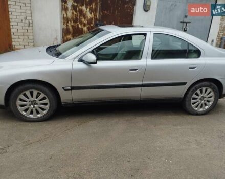 Вольво С60 2001 в Славуте на Automoto.ua Серый Вольво С60, объемом двигателя 2.32 л и пробегом 230 тыс. км за 3380 $, фото 3 на Automoto.ua