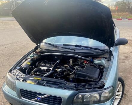 Серый Вольво С60, объемом двигателя 2.3 л и пробегом 0 тыс. км за 3000 $, фото 3 на Automoto.ua