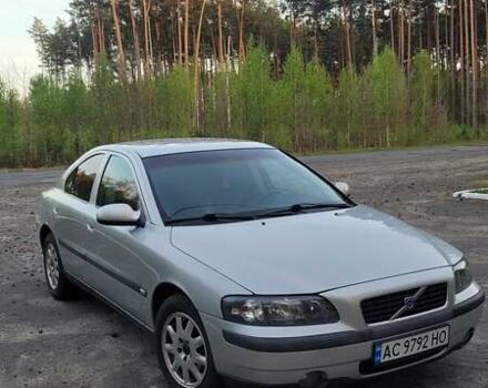 Сірий Вольво С60, об'ємом двигуна 2.4 л та пробігом 407 тис. км за 3900 $, фото 9 на Automoto.ua
