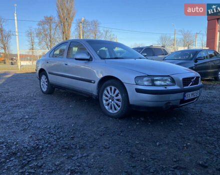 Серый Вольво С60, объемом двигателя 2.32 л и пробегом 231 тыс. км за 3900 $, фото 3 на Automoto.ua