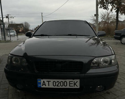 Серый Вольво С60, объемом двигателя 2.4 л и пробегом 328 тыс. км за 4999 $, фото 3 на Automoto.ua