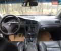 Серый Вольво С60, объемом двигателя 2.4 л и пробегом 347 тыс. км за 5700 $, фото 7 на Automoto.ua