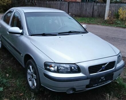 Серый Вольво С60, объемом двигателя 0 л и пробегом 246 тыс. км за 3000 $, фото 1 на Automoto.ua