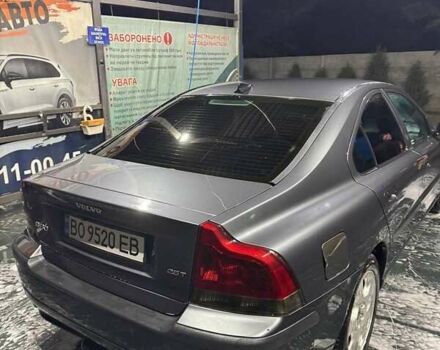 Серый Вольво С60, объемом двигателя 2.52 л и пробегом 340 тыс. км за 5300 $, фото 2 на Automoto.ua