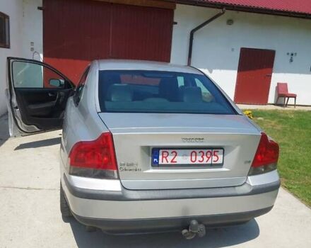 Серый Вольво С60, объемом двигателя 2.4 л и пробегом 347 тыс. км за 5700 $, фото 6 на Automoto.ua