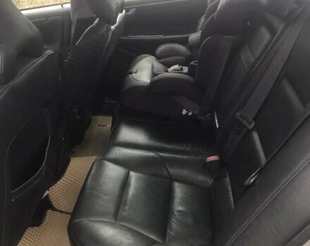 Серый Вольво С60, объемом двигателя 2.4 л и пробегом 347 тыс. км за 5700 $, фото 9 на Automoto.ua