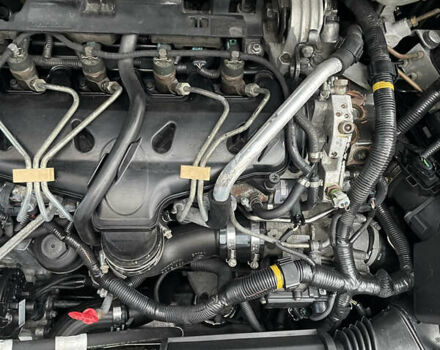 Вольво С60 2006 у Києві на Automoto.ua Сірий Вольво С60, об'ємом двигуна 2.4 л та пробігом 229 тис. км за 9800 $, фото 18 на Automoto.ua