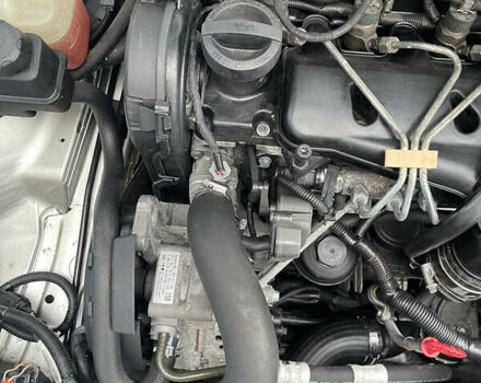 Вольво С60 2006 у Києві на Automoto.ua Сірий Вольво С60, об'ємом двигуна 2.4 л та пробігом 229 тис. км за 9800 $, фото 19 на Automoto.ua