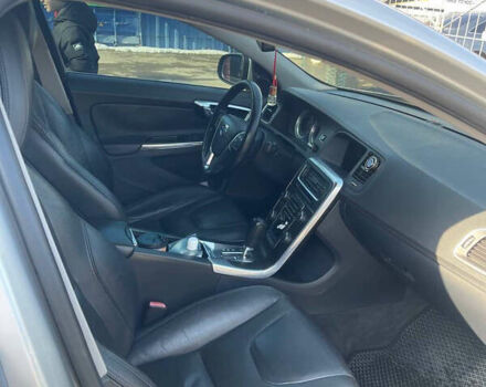 Сірий Вольво С60, об'ємом двигуна 2.52 л та пробігом 200 тис. км за 8200 $, фото 12 на Automoto.ua