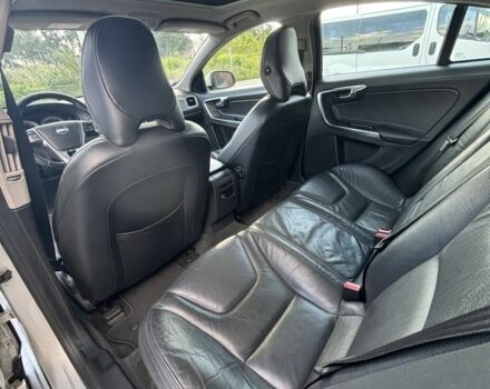 Сірий Вольво С60, об'ємом двигуна 2.5 л та пробігом 230 тис. км за 9800 $, фото 7 на Automoto.ua