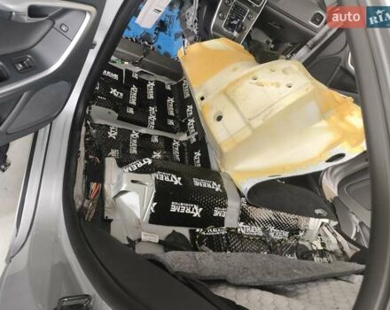 Вольво С60 2011 в Трускавце на Automoto.ua Серый Вольво С60, объемом двигателя 1.6 л и пробегом 232 тыс. км за 10000 $, фото 32 на Automoto.ua