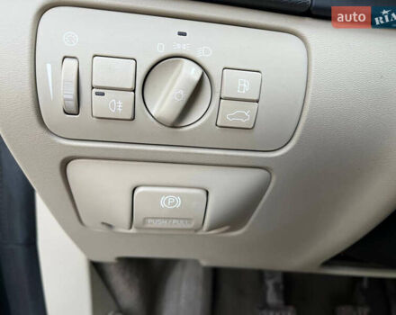 Серый Вольво С60, объемом двигателя 1.98 л и пробегом 185 тыс. км за 8500 $, фото 20 на Automoto.ua