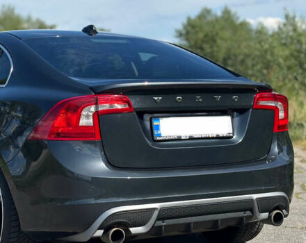 Серый Вольво С60, объемом двигателя 3 л и пробегом 140 тыс. км за 14800 $, фото 9 на Automoto.ua