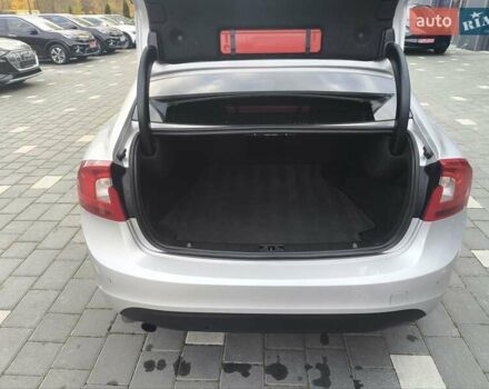 Вольво С60 2011 в Трускавце на Automoto.ua Серый Вольво С60, объемом двигателя 1.6 л и пробегом 232 тыс. км за 10000 $, фото 18 на Automoto.ua