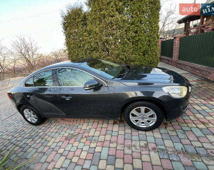 Серый Вольво С60, объемом двигателя 1.98 л и пробегом 185 тыс. км за 8500 $, фото 26 на Automoto.ua