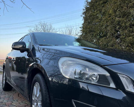 Серый Вольво С60, объемом двигателя 1.98 л и пробегом 185 тыс. км за 8500 $, фото 6 на Automoto.ua