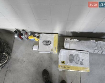 Вольво С60 2011 в Трускавце на Automoto.ua Серый Вольво С60, объемом двигателя 1.6 л и пробегом 232 тыс. км за 10000 $, фото 38 на Automoto.ua