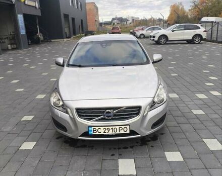 Сірий Вольво С60, об'ємом двигуна 1.6 л та пробігом 232 тис. км за 10000 $, фото 4 на Automoto.ua