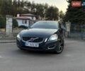 Серый Вольво С60, объемом двигателя 2.4 л и пробегом 270 тыс. км за 10500 $, фото 1 на Automoto.ua