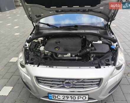 Вольво С60 2011 в Трускавце на Automoto.ua Серый Вольво С60, объемом двигателя 1.6 л и пробегом 232 тыс. км за 10000 $, фото 19 на Automoto.ua
